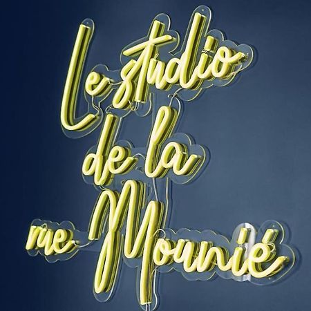 Le Studio De La Rue Mounie Antony Luaran gambar
